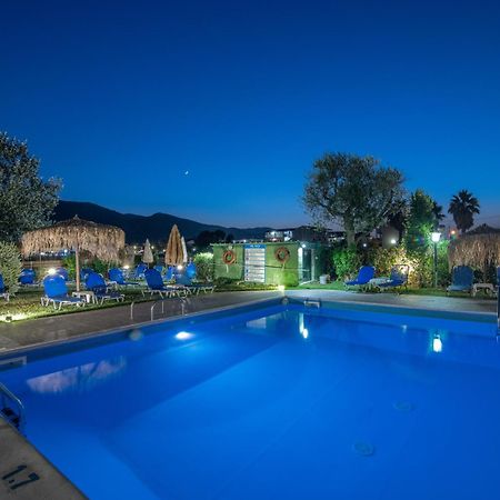 Grapevines Hotel Alikanász Kültér fotó